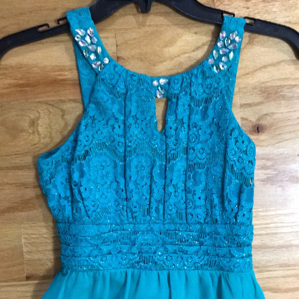 Dress - Picture 2 of 2